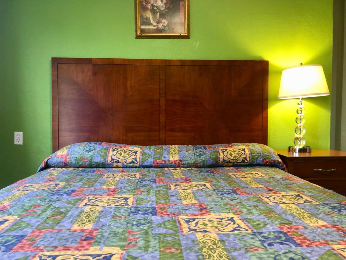 La Petite Rouge Motel ซานดิเอโก ภายนอก รูปภาพ